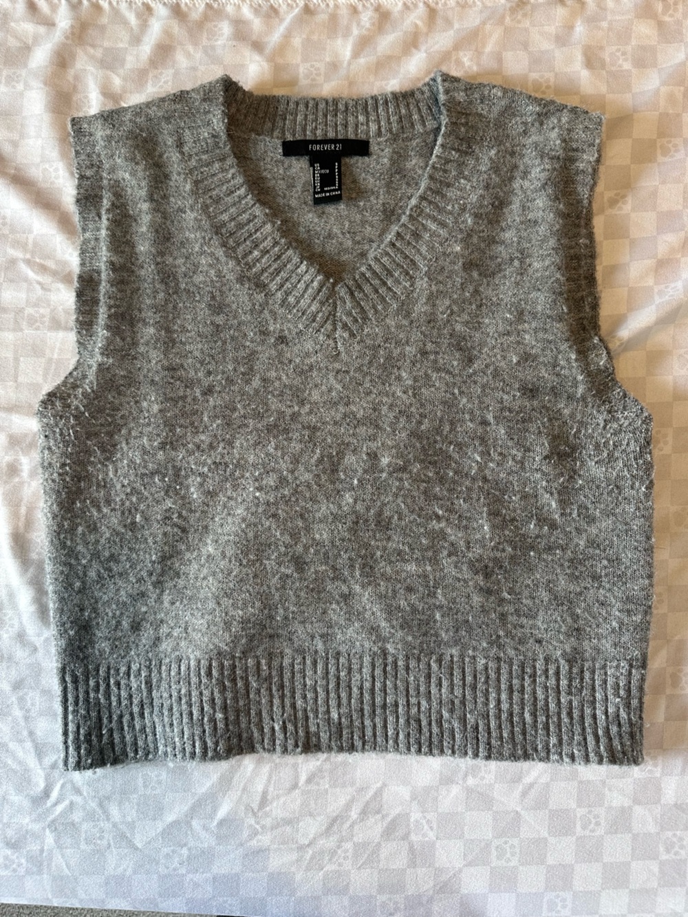 Forever 21 Gray V-Neck Sweater Vest